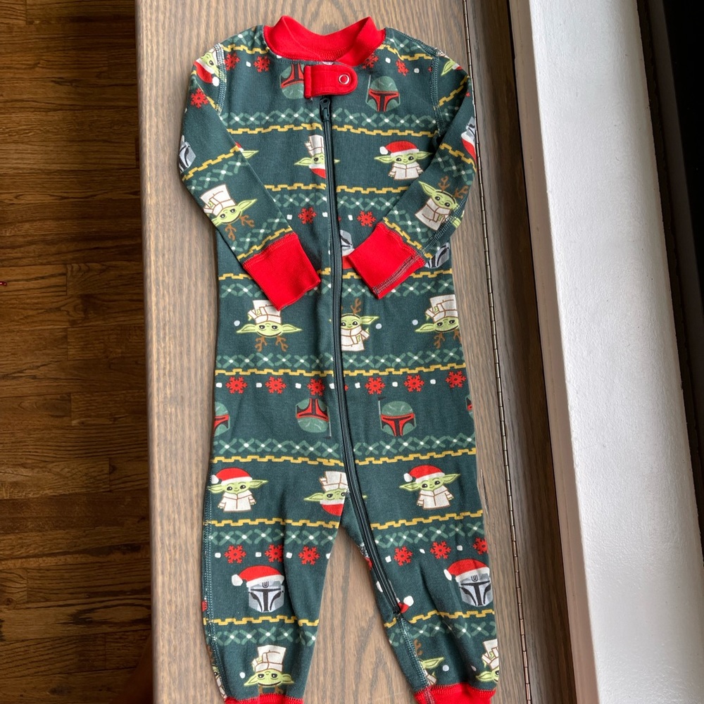 New Hanna Anderson zip sleeper Star Wars collection.